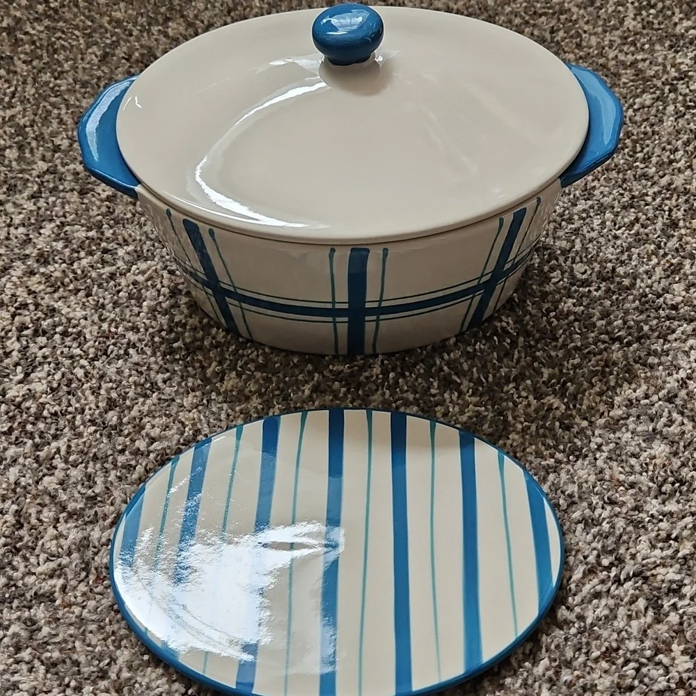 Dutch Oven & Trivet 3 Piece Love & Daisies Southern Charm  Set